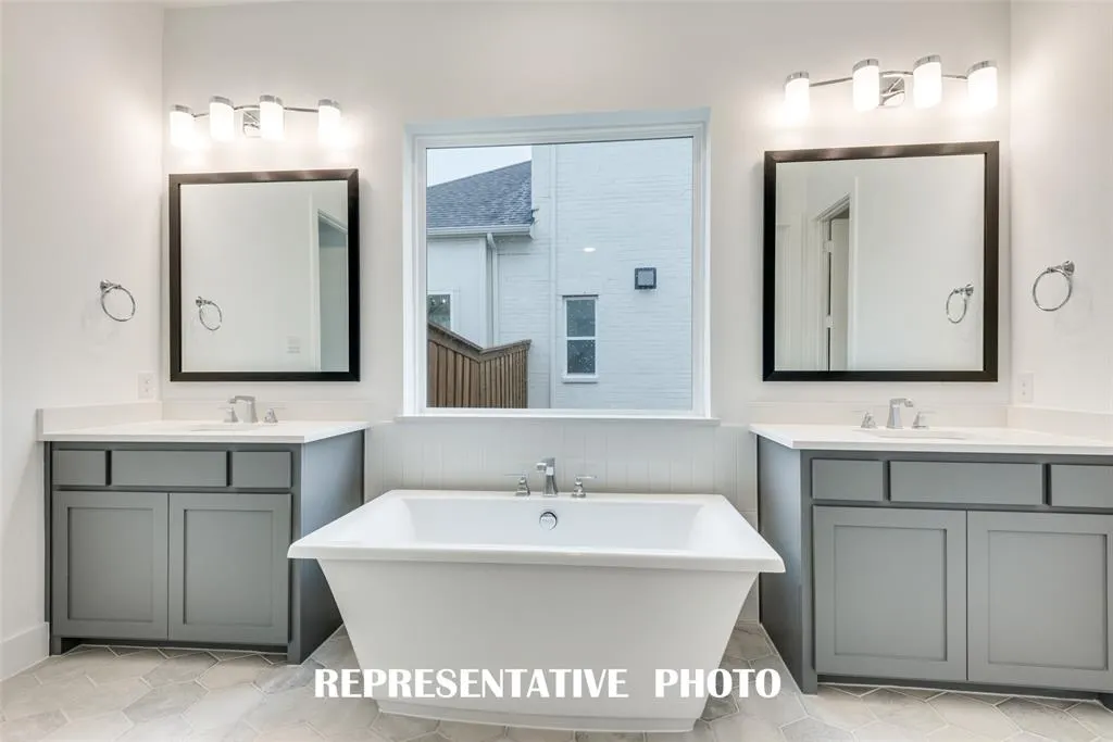 4220 Kinglet Court