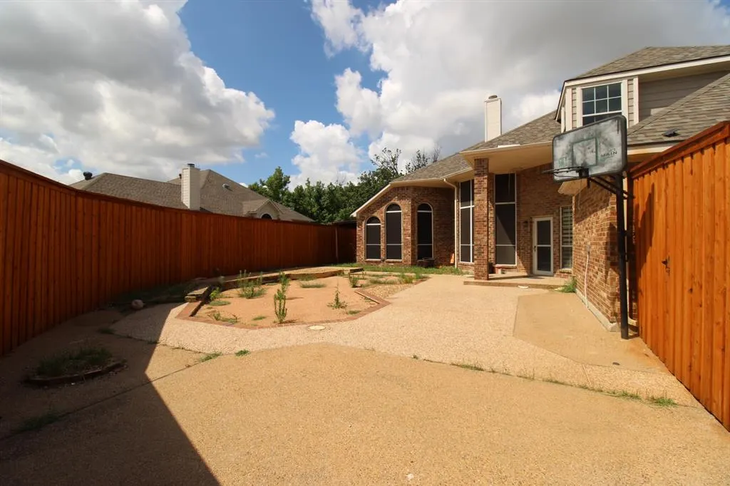 3805 Stockport Drive