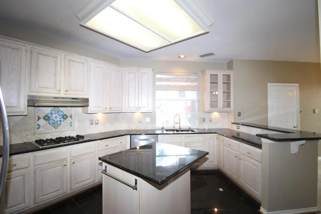 3805 Stockport Drive