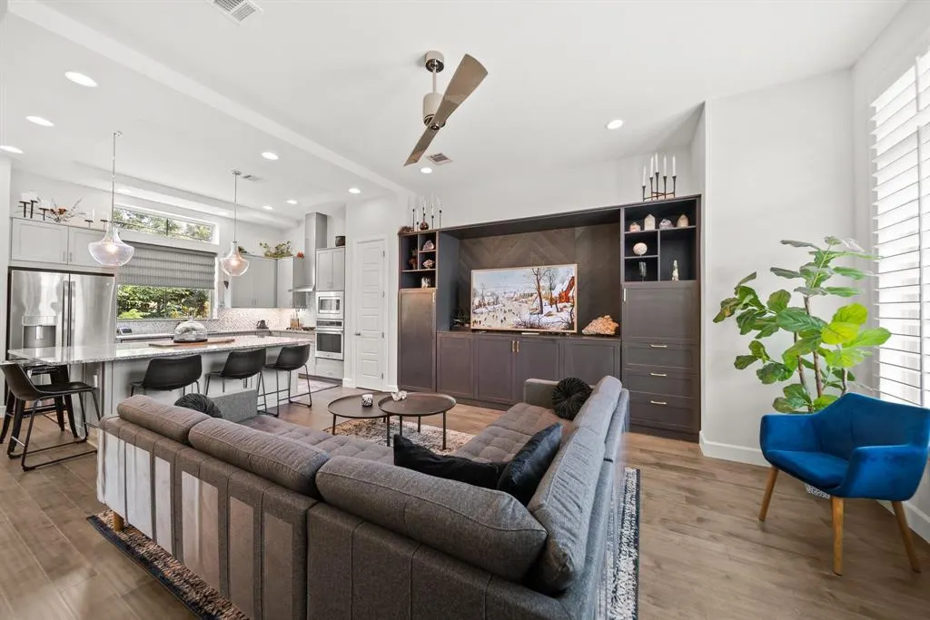 1844 Stevens Bluff Lane