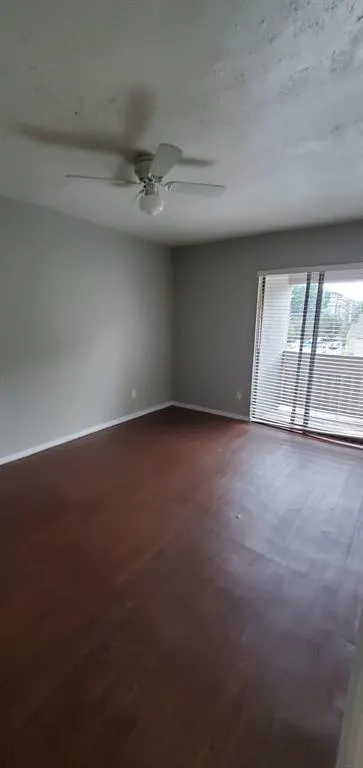 4040 Brown Street, #9
