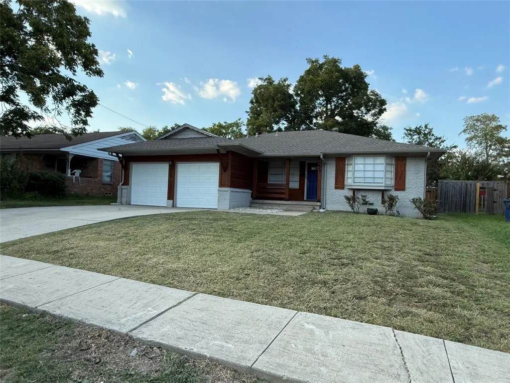 2951 Flowerdale Lane