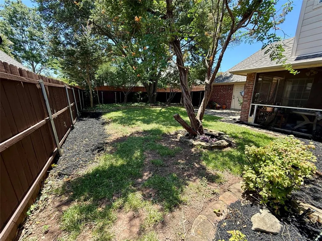 3904 Evesham Drive