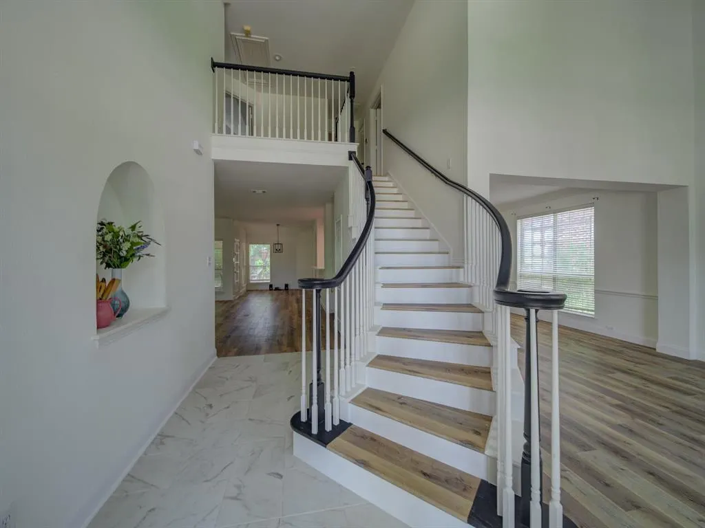 3904 Evesham Drive