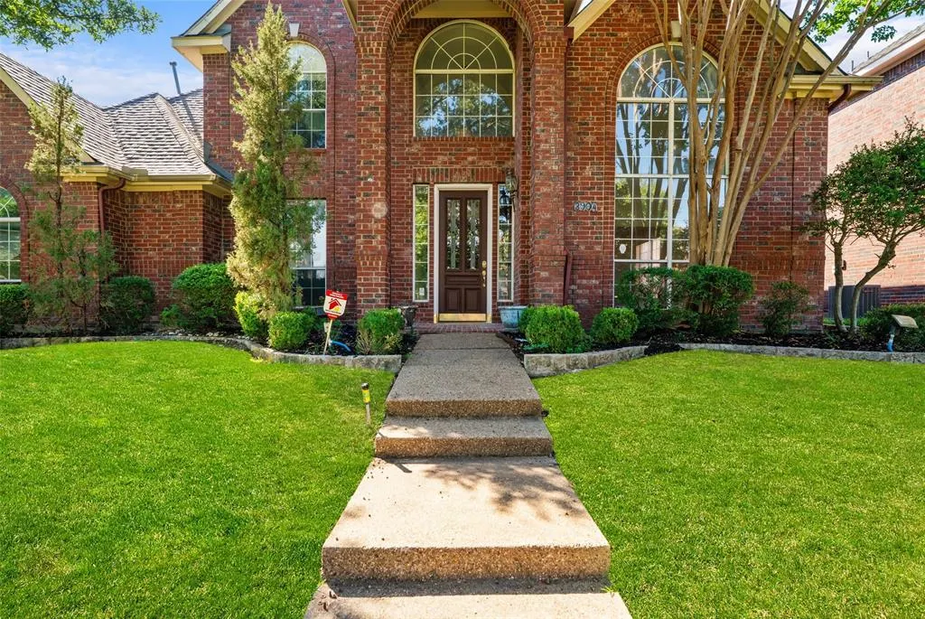 3904 Evesham Drive