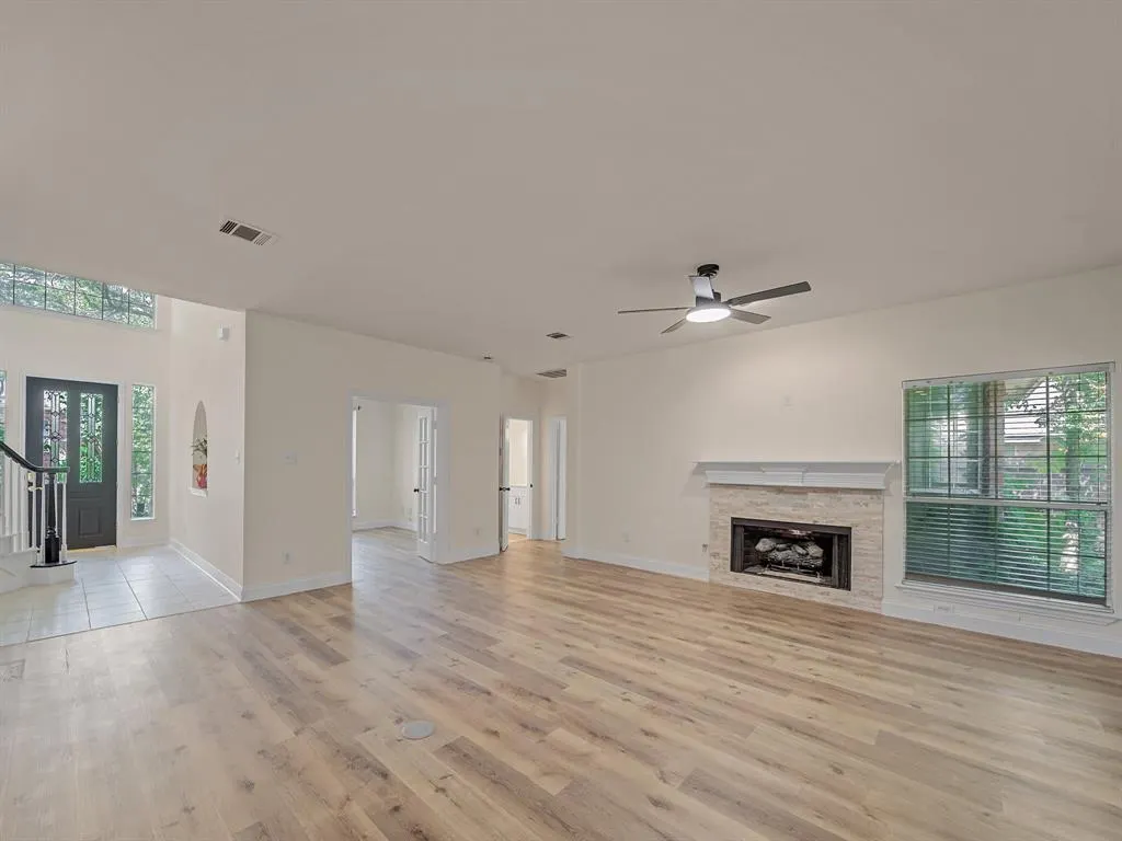3904 Evesham Drive