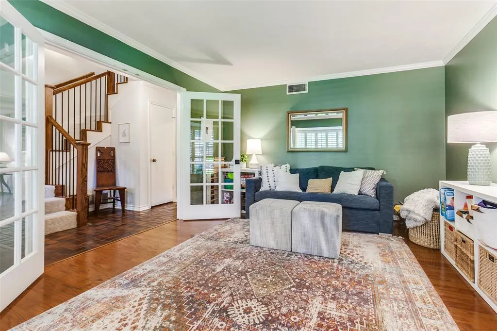 2406 Lawnmeadow Drive
