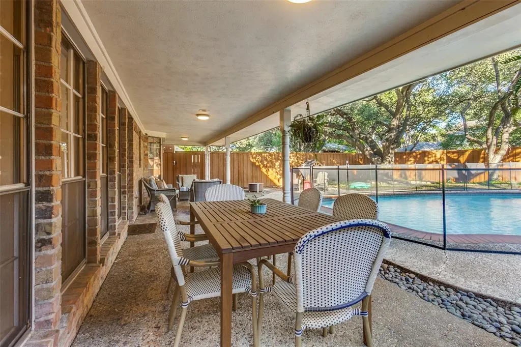 2406 Lawnmeadow Drive