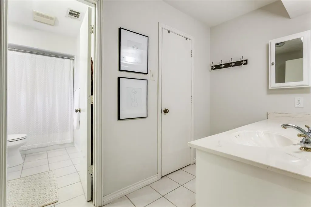 2406 Lawnmeadow Drive