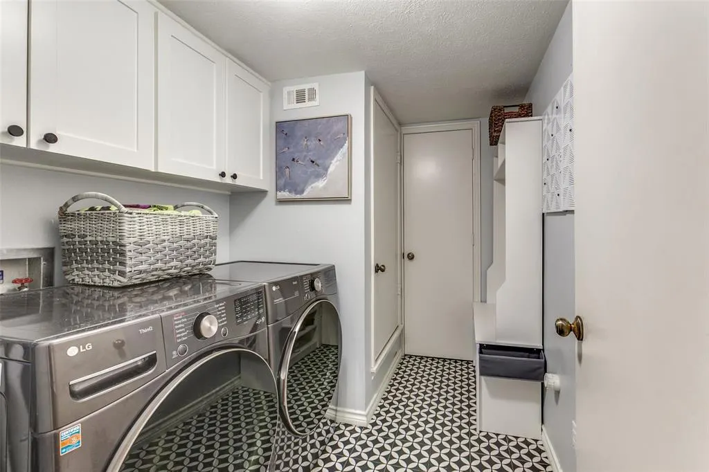 2406 Lawnmeadow Drive