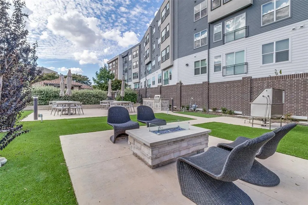 13900 Noel Road, #2