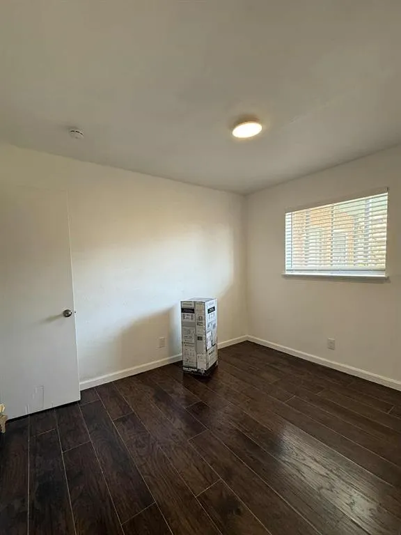 321 La Salle Drive