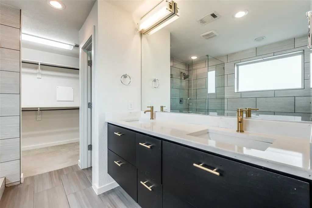 1811 Euclid Avenue, #5
