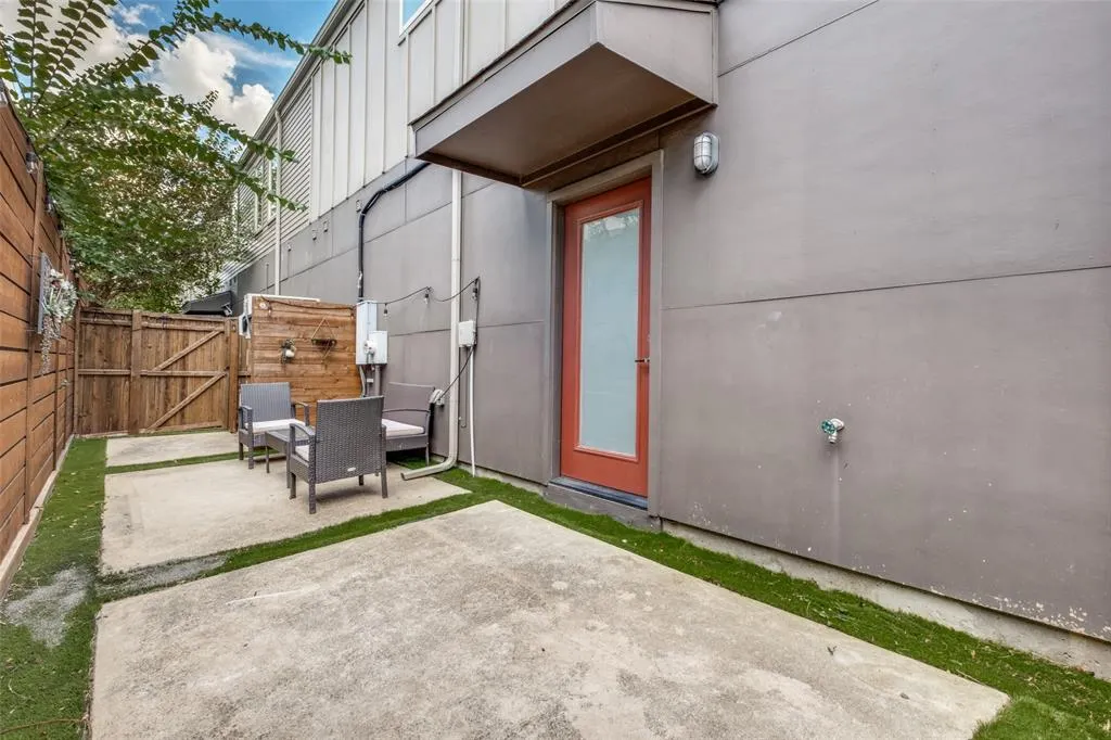 1811 Euclid Avenue, #5