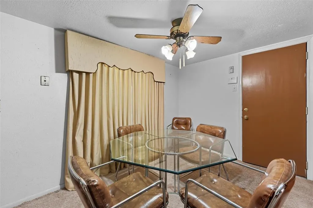 1715 Shady Glen Lane