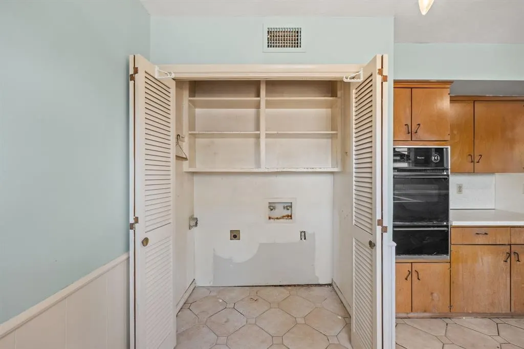3138 Touraine Drive