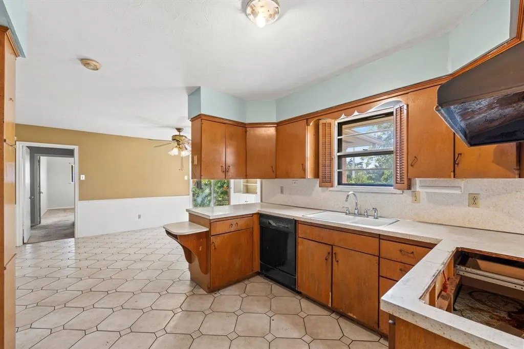 3138 Touraine Drive