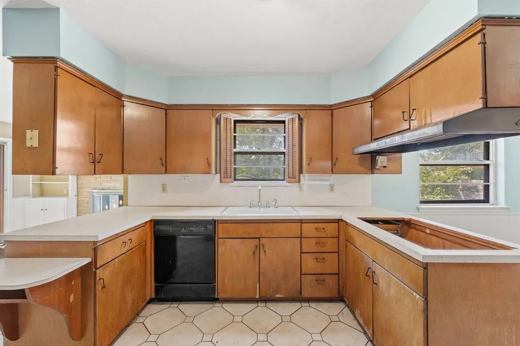 3138 Touraine Drive