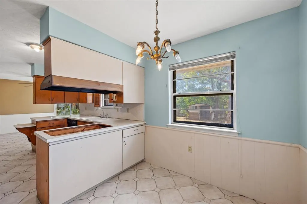 3138 Touraine Drive