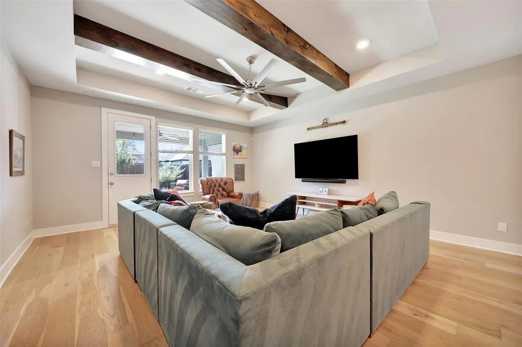 1808 Idlewood Lane