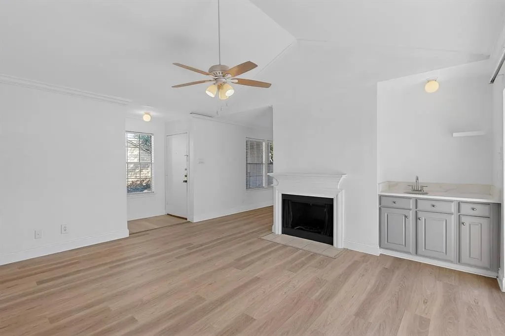 5300 Keller Springs Road, #2062