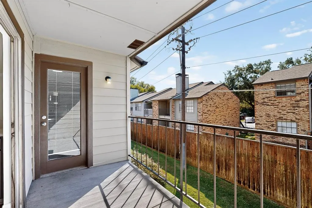 5300 Keller Springs Road, #2062