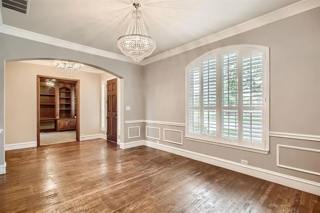 5715 Danville