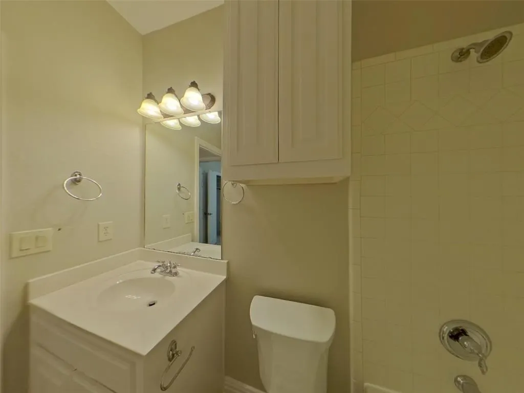 5715 Danville