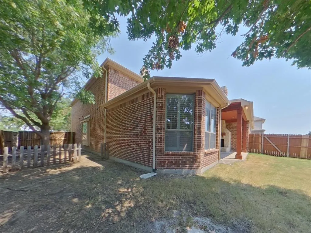 5715 Danville