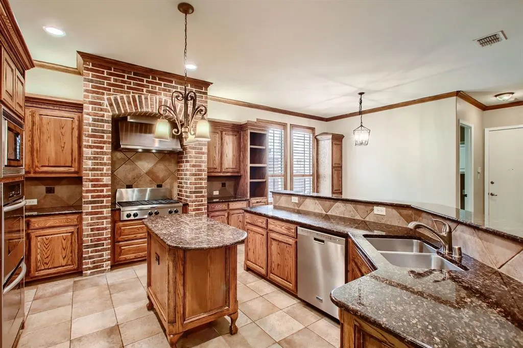 5715 Danville