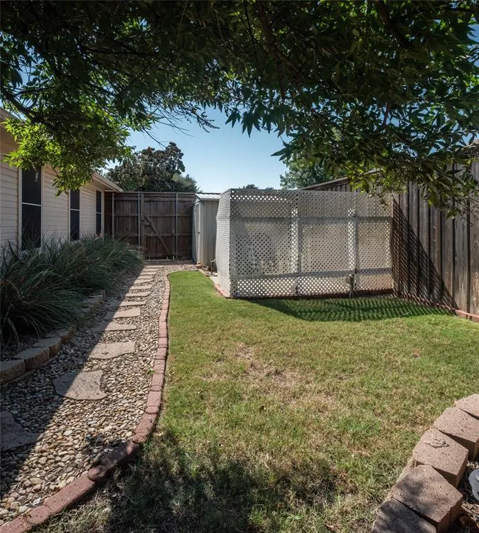 742 Yellowstone Drive