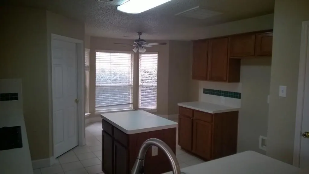 4423 Santa Fe Lane