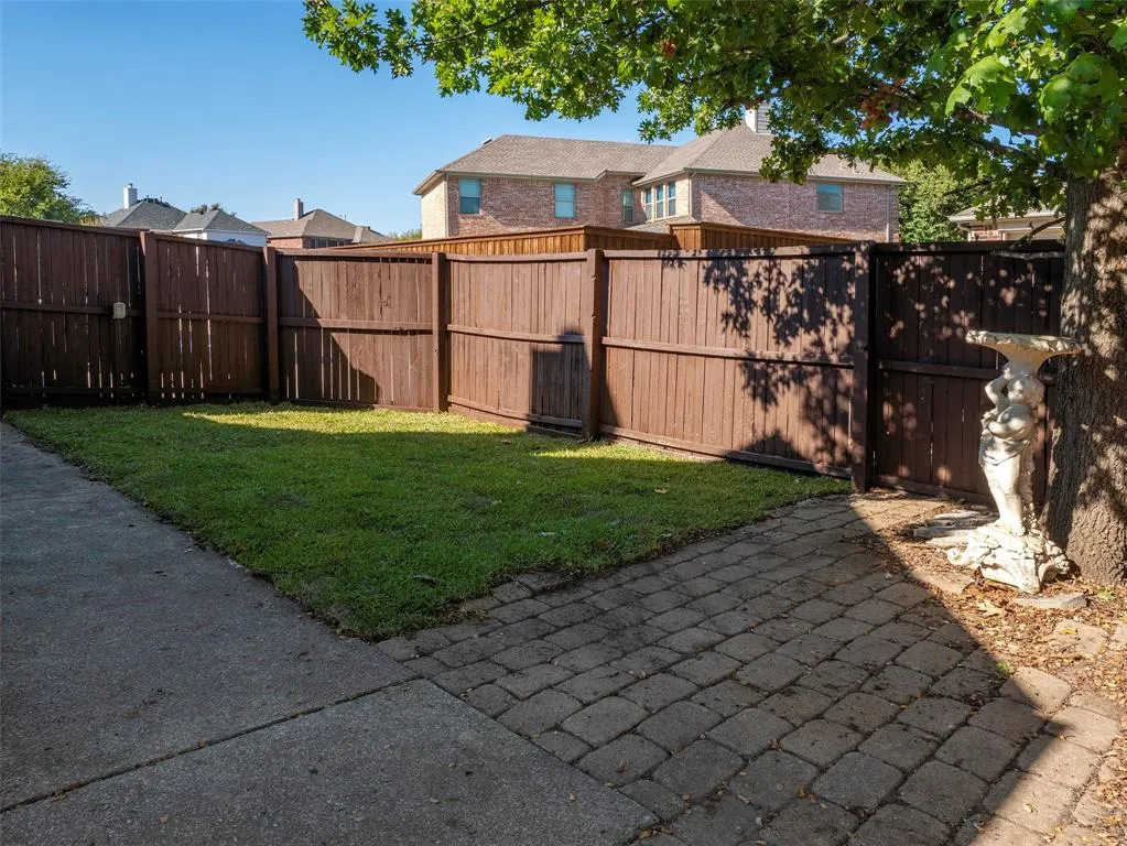 15620 Buffalo Creek Drive