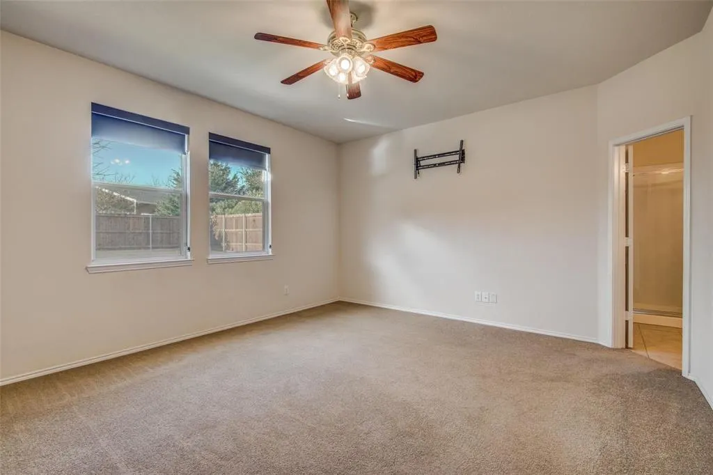 11049 La Grange Drive