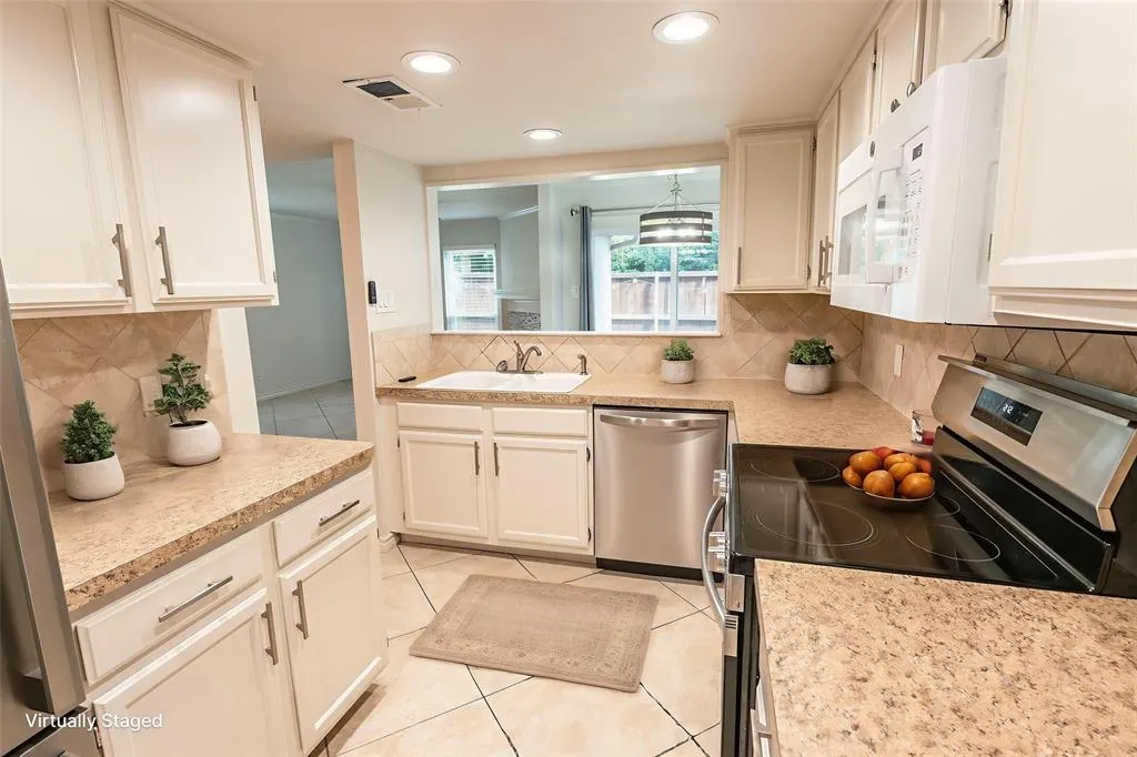 8400 Hickory Street, #2301