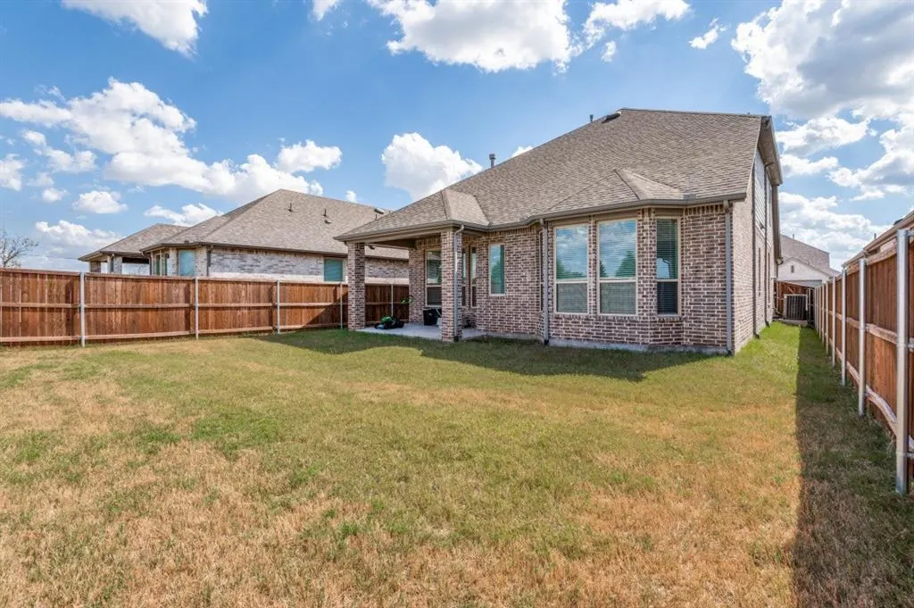 2025 Pelham Drive