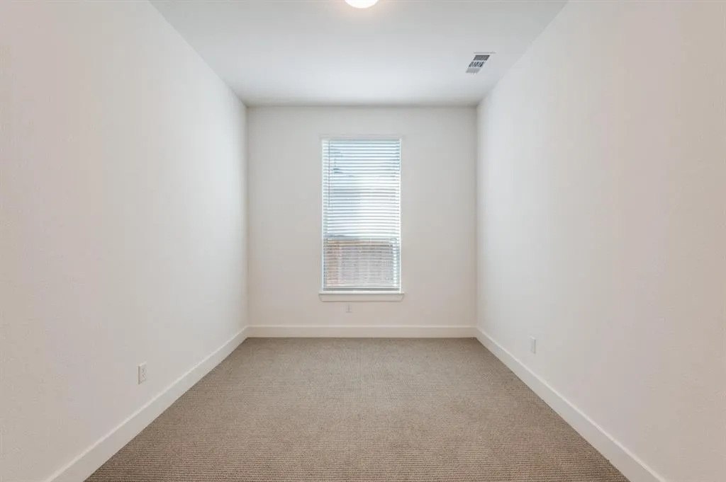 2025 Pelham Drive