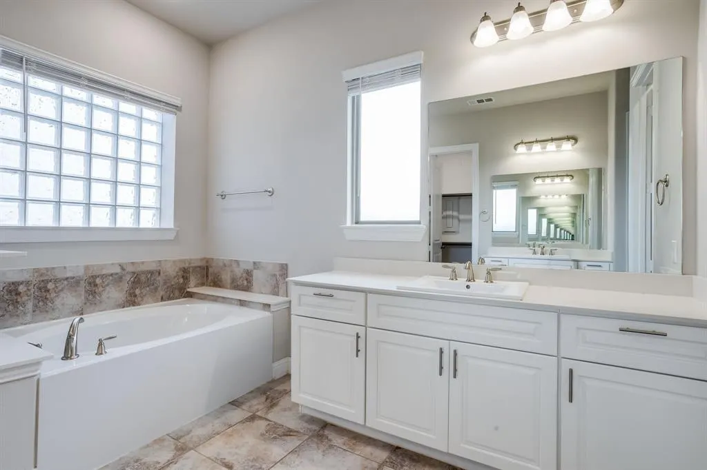 4557 El Paso Drive