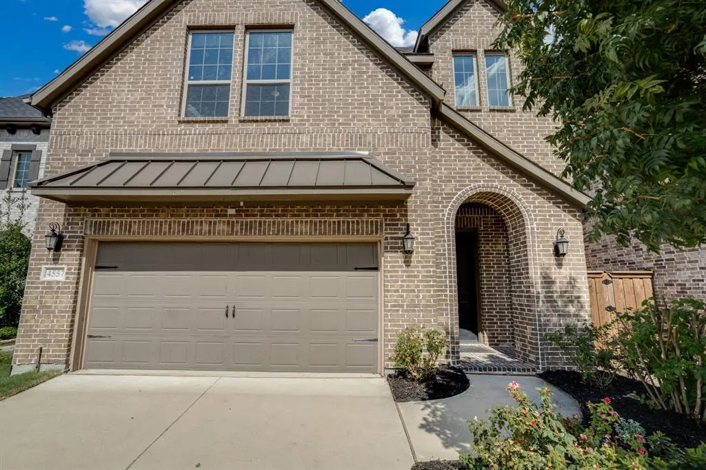 4557 El Paso Drive