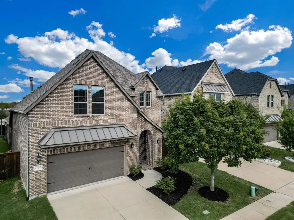 4557 El Paso Drive