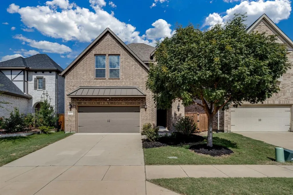 4557 El Paso Drive