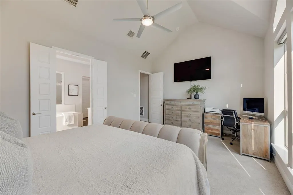 3305 Sunday Silence Lane