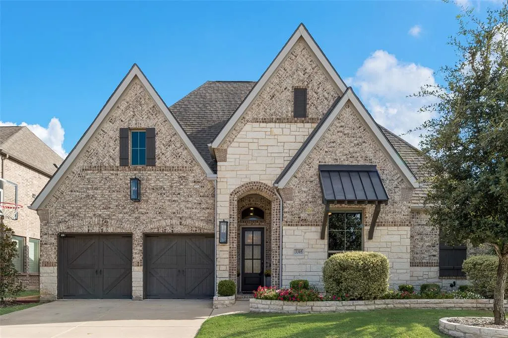 3305 Sunday Silence Lane