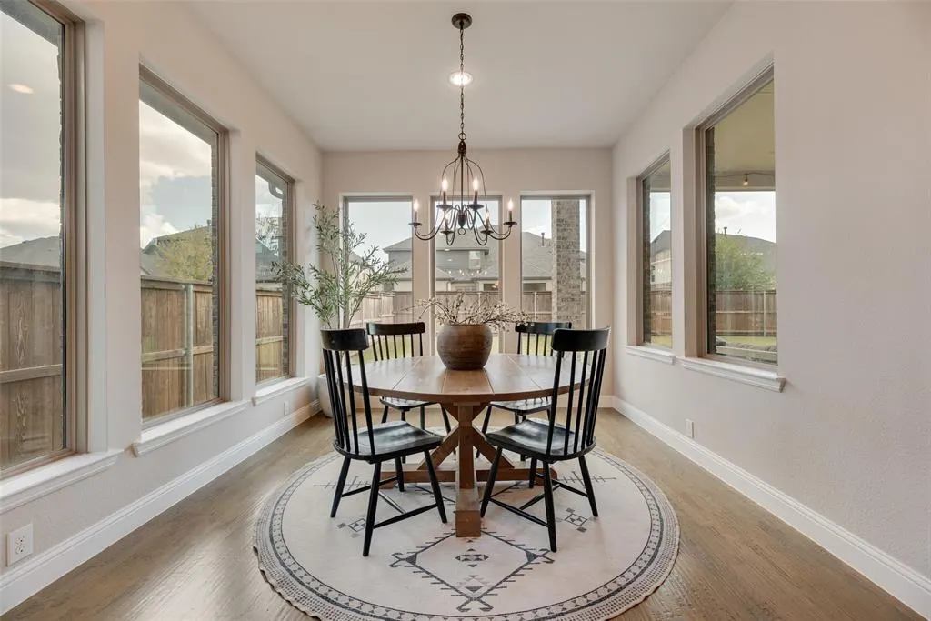 3305 Sunday Silence Lane