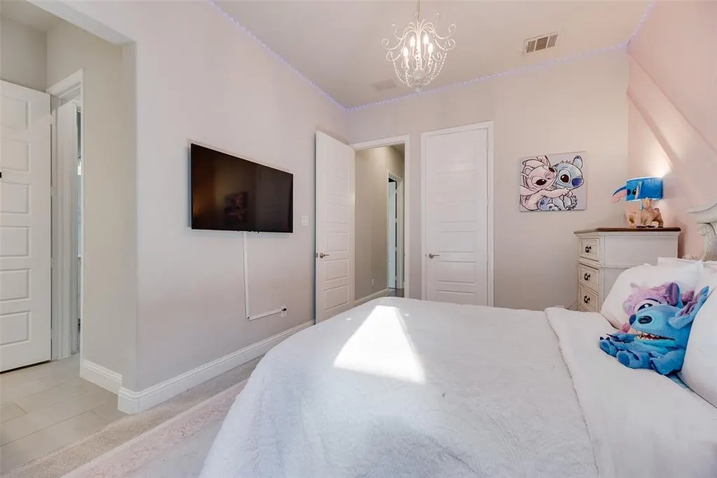 3305 Sunday Silence Lane