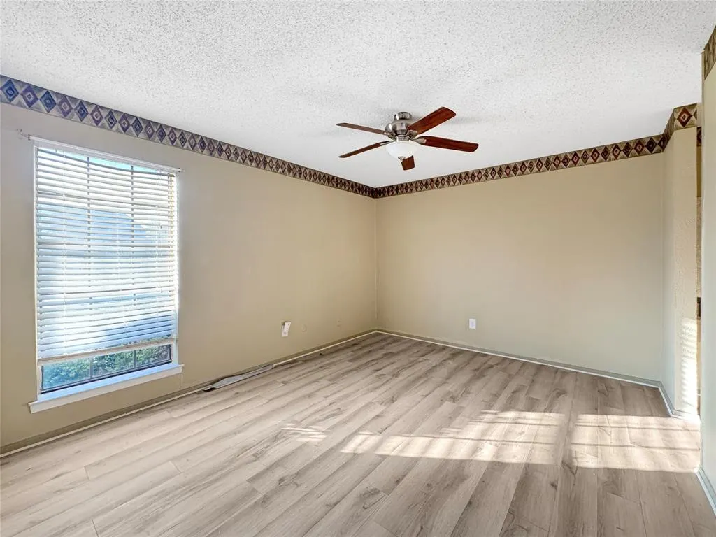 333 Melrose Drive, #22B
