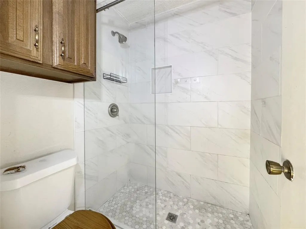 333 Melrose Drive, #22B