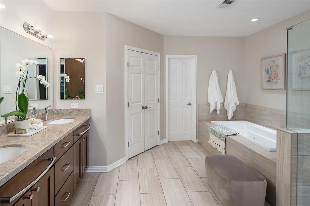 3909 Port Royal Drive