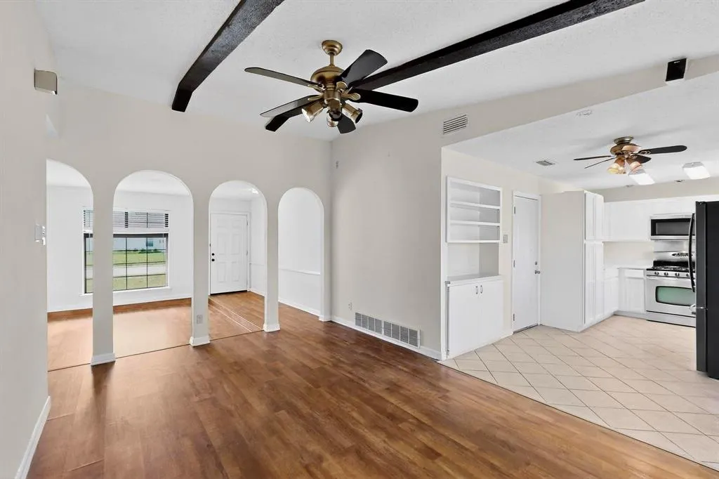 1225 Briarcove Drive