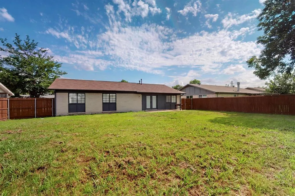 1225 Briarcove Drive